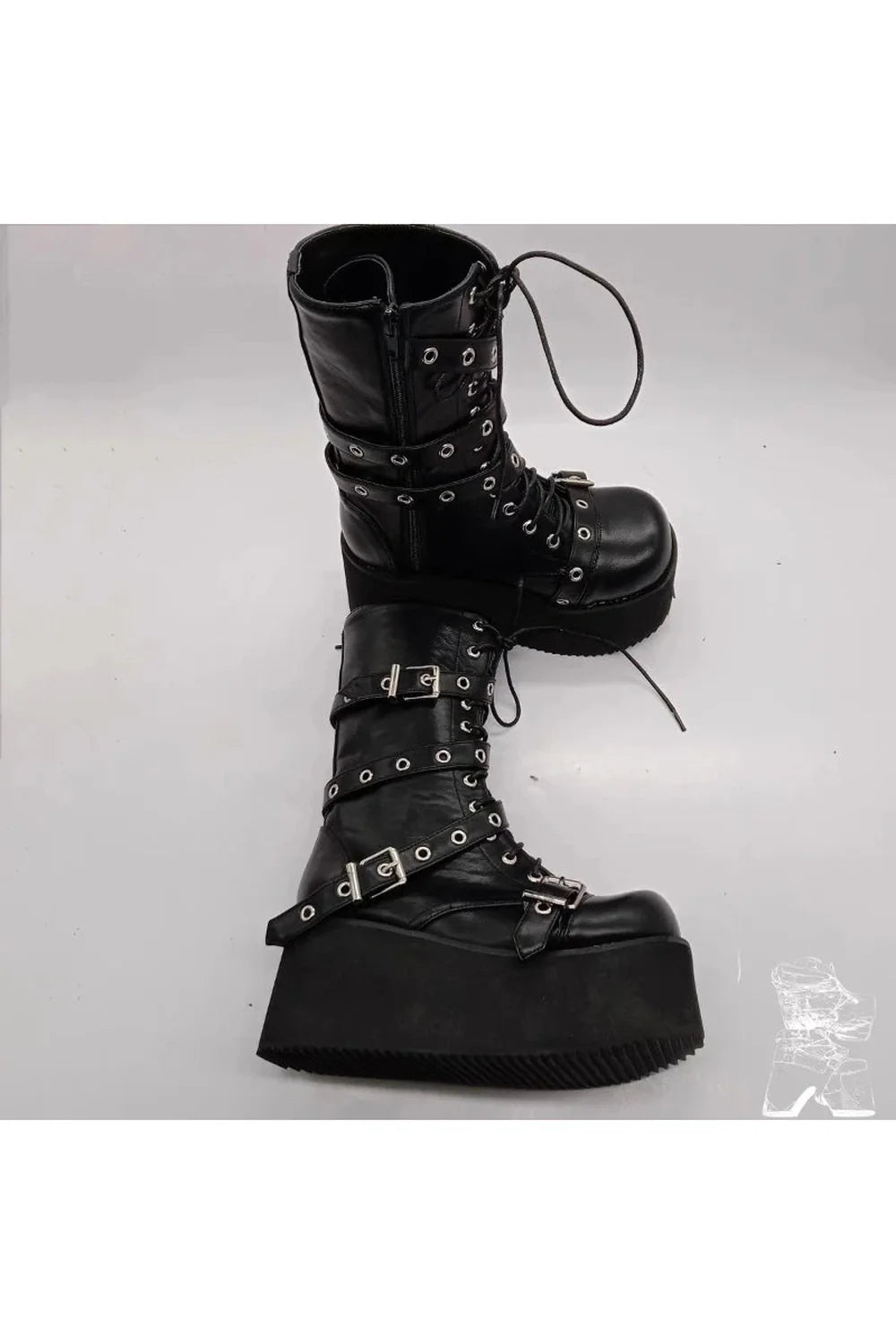 Alternatif Couture Platform Gotik Botlar, cesur ve gösterişli.