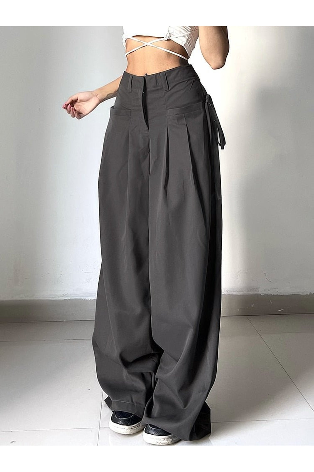Geniş kesimli ve şık Aesthetic Bol Oversize Pantolon.