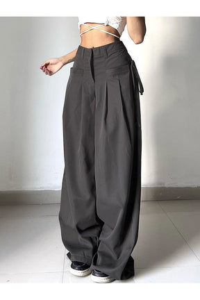 Geniş kesimli ve şık Aesthetic Bol Oversize Pantolon.