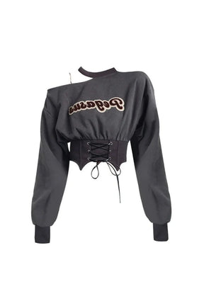 Kısa kesim Y2K tarzında üst sweatshirt.