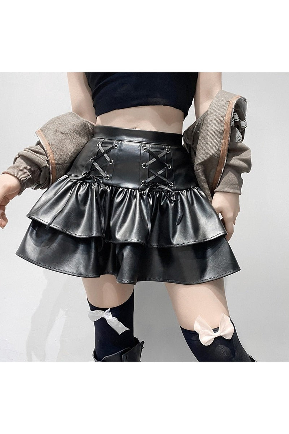 Gotik tarzıyla öne çıkan Punk PU etek.