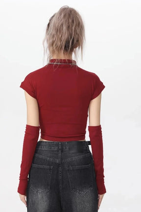 Gotik tarzda grafik desenli balıkçı yaka crop üstü.