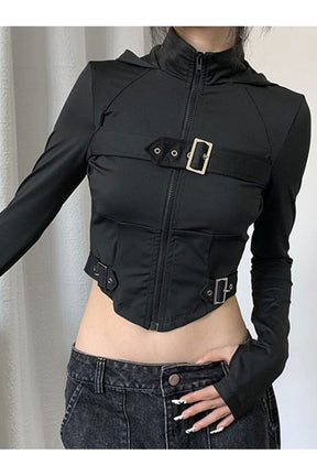 Gotik tarzıyla tasarlanmış korse detaylı crop üst.