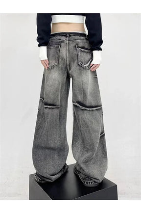 Grunge tarzını yansıtan yüksek bel geniş kesim pantolon.