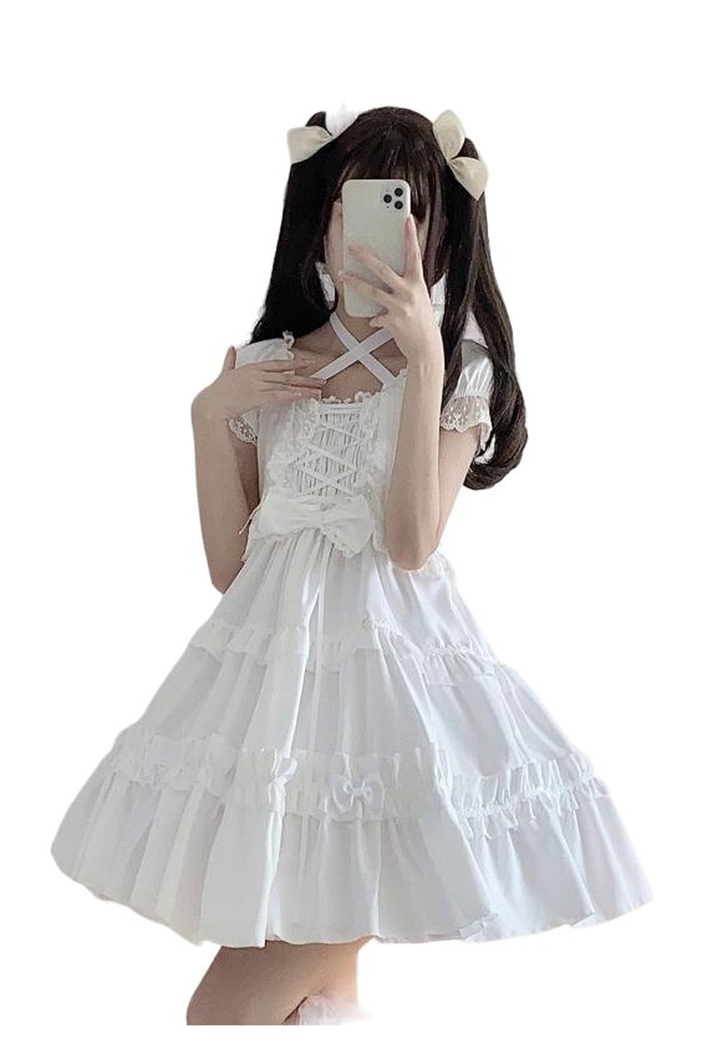 Kawaii tarzıyla gotik dantel detaylarına sahip fırfırlı elbise.