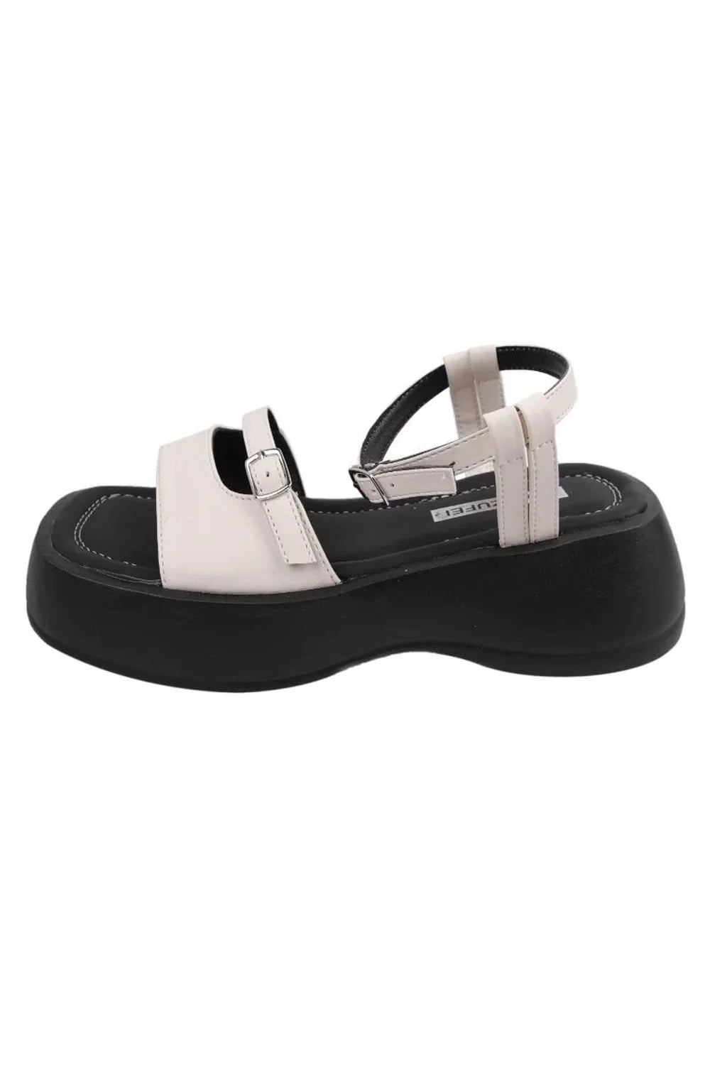 Minimalist tarzda tasarlanmış doğal görünümlü sandalet.