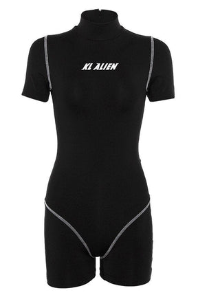 Stil sahibi Preppy Dar Fitness Spor Tulum rahatlık ve şıklığı bir arada sunar.