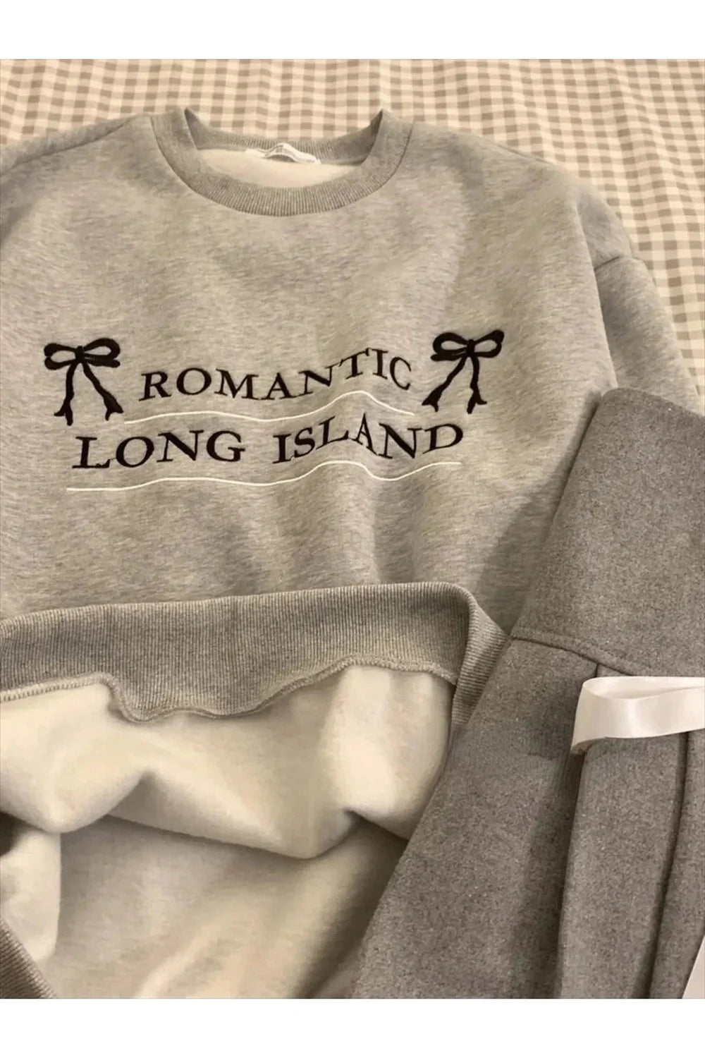 Romantik Kurdele Sweatshirt ve Etek Seti