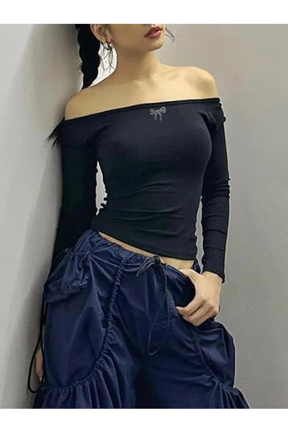 Bahar Omuz Açık Sırtı Açık Crop Top