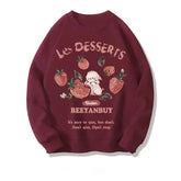 çilek desenli tavşan figürü olan çikolata rengi sweatshirt.