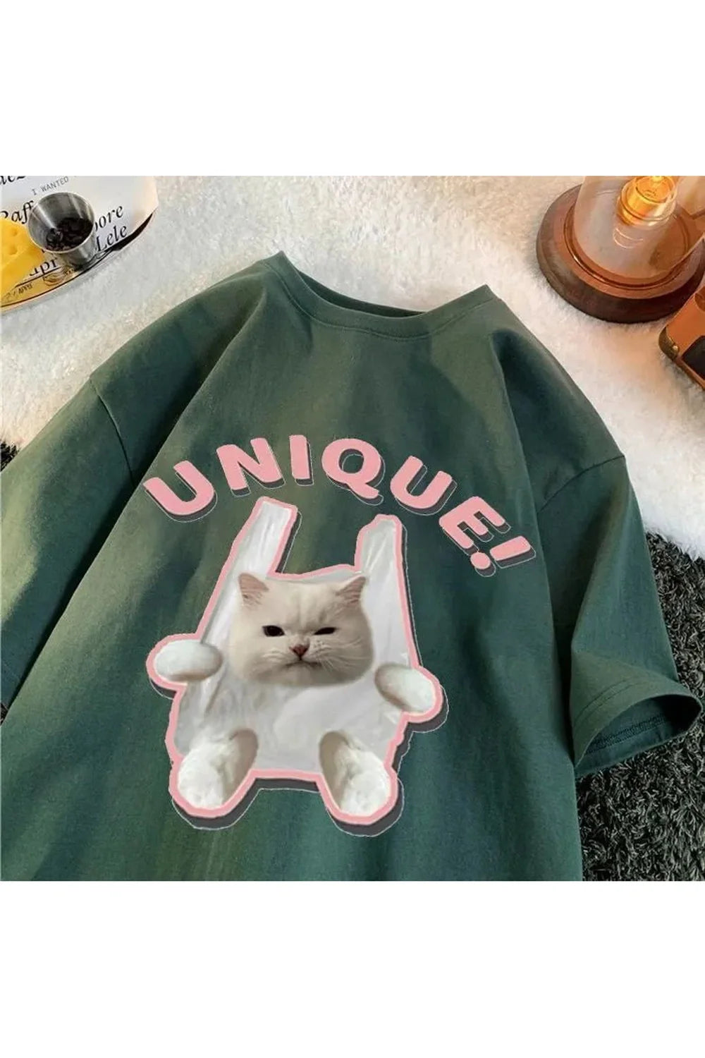 Kedi Baskılı "Unique" Tişört