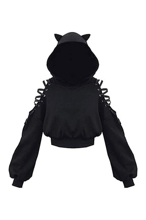 Sonbahar havasını yansıtan cadı tarzı hoodie.